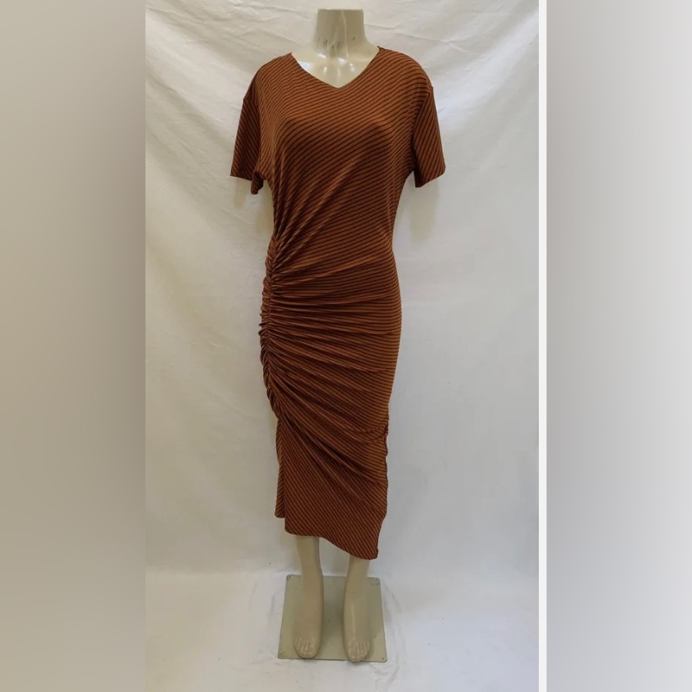 Zara W/B Collection Size Small Striped Short Sleeve Gathered Midi Dress